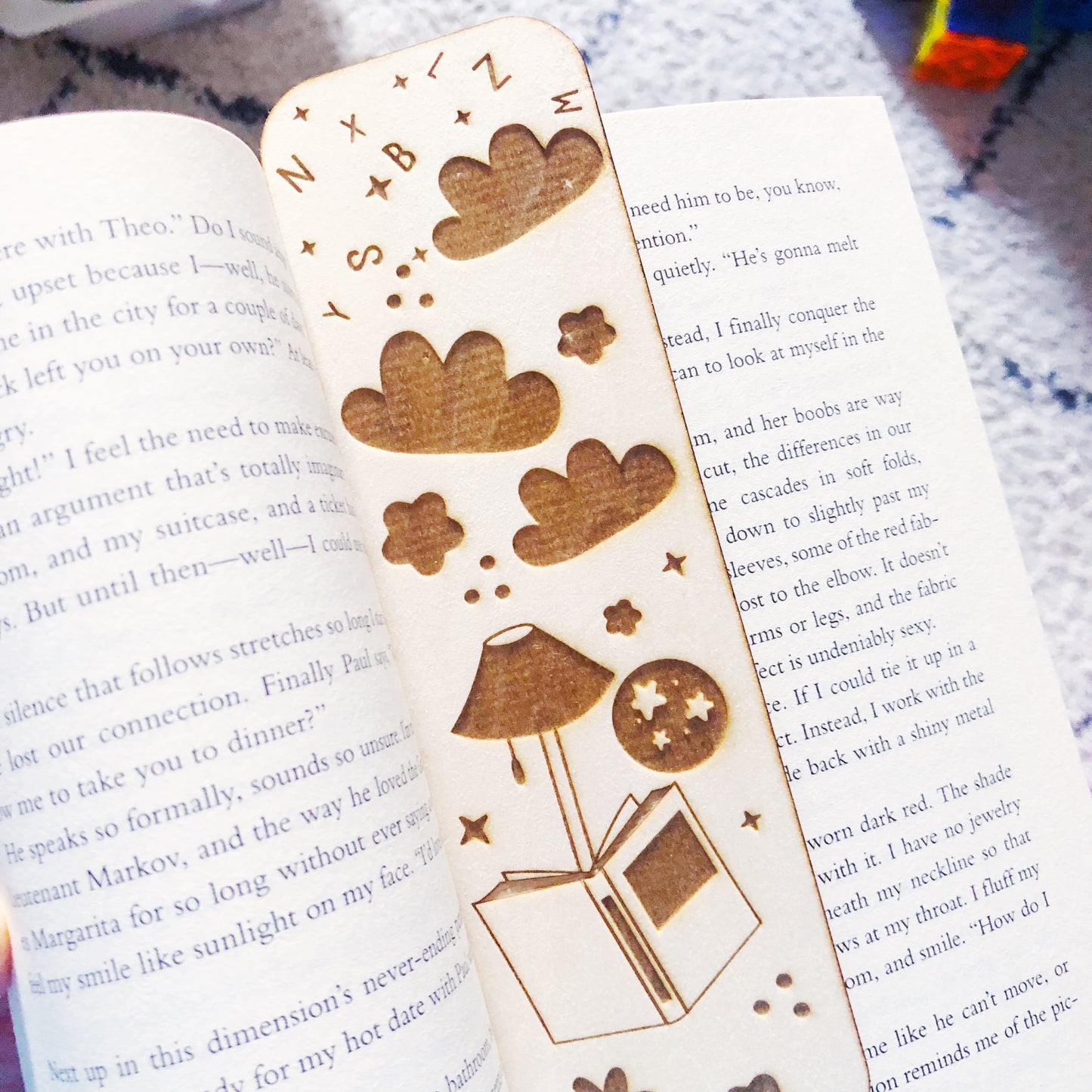 סימניית עץ dreamer עם חריטה