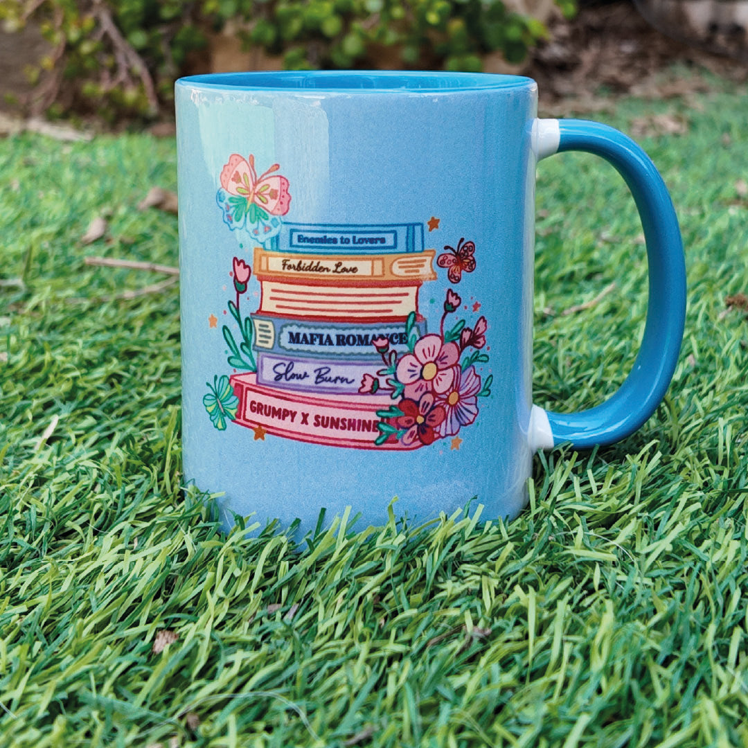 💙 כוס “מועדון ספרים” – Book Tropes Lover 📚✨