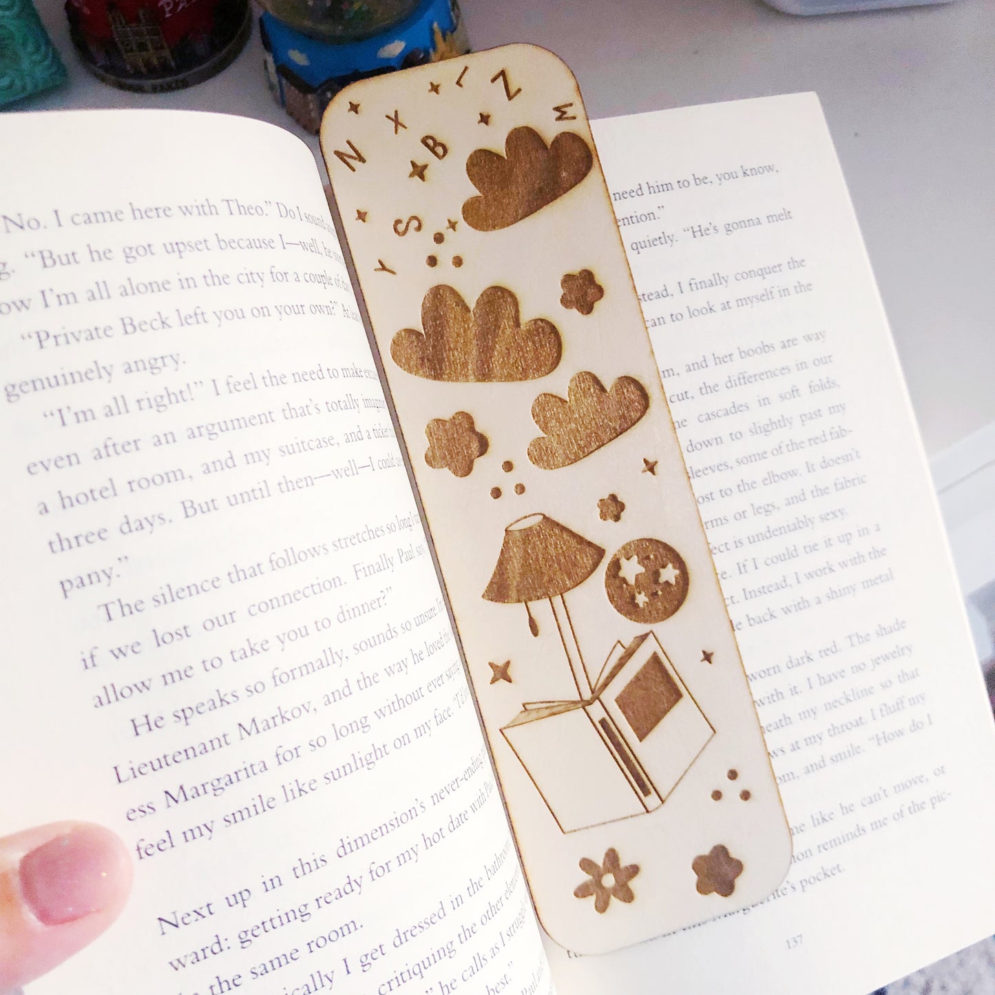 סימניית עץ dreamer עם חריטה