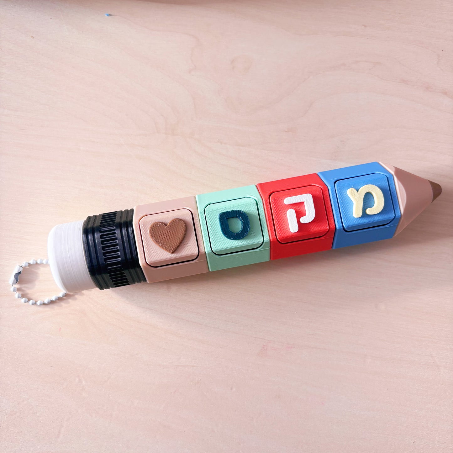 קליקר עיפרון אישי עם שם