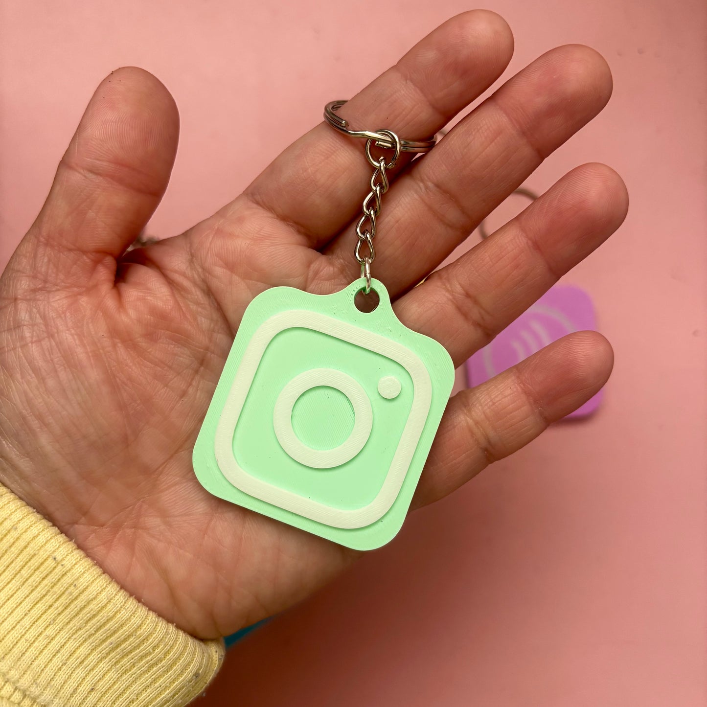 NFC Tag לאינסטגרם לעסקים