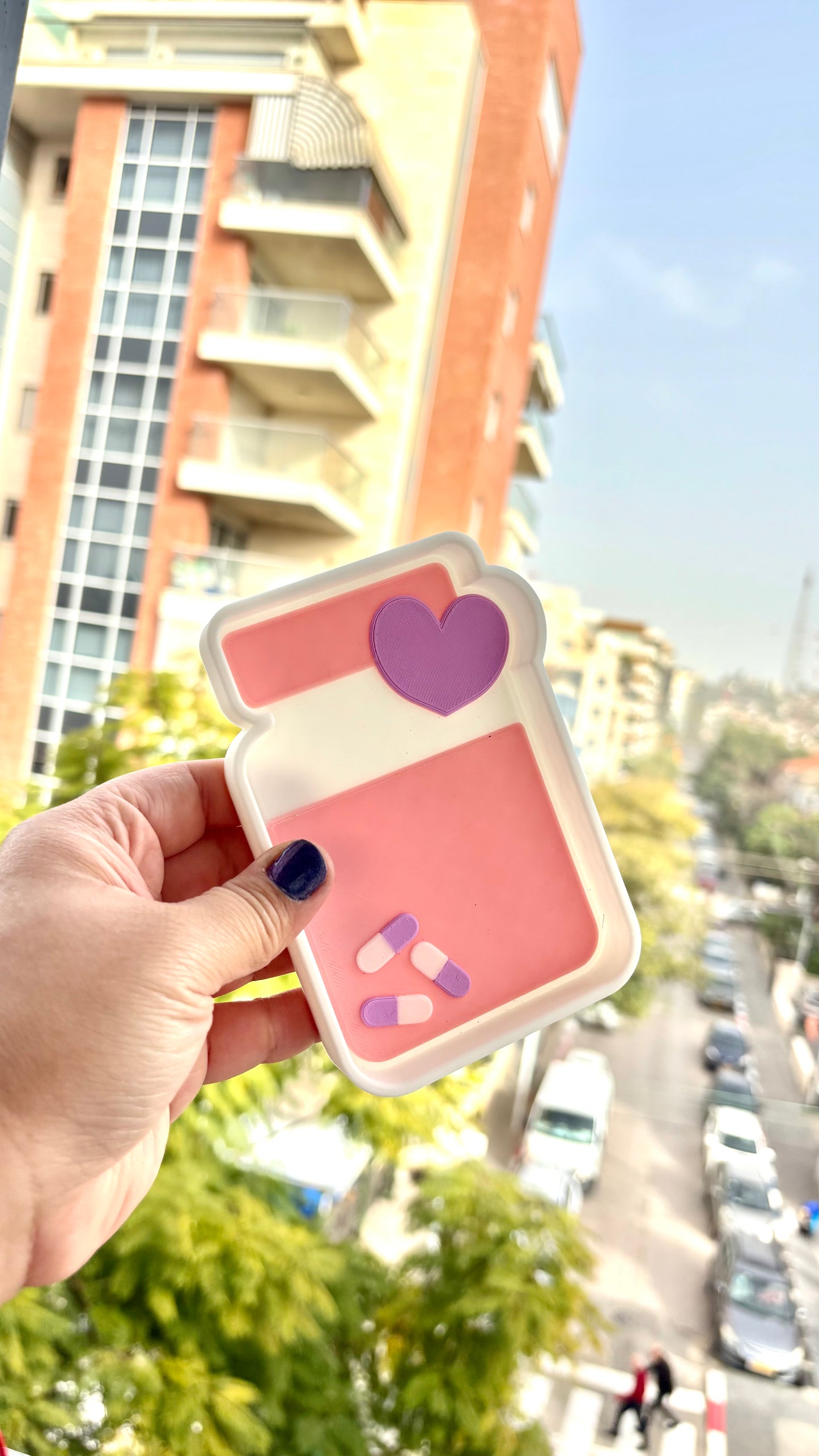 מגש דקורטיבי בעיצוב קופסת תרופות