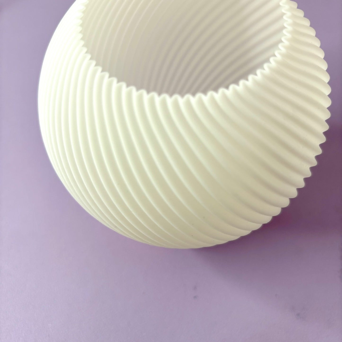 מנורה Luna Orb