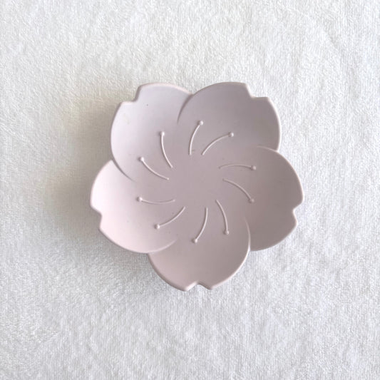 קערית דקורטיבית בעיצוב פרח עדין